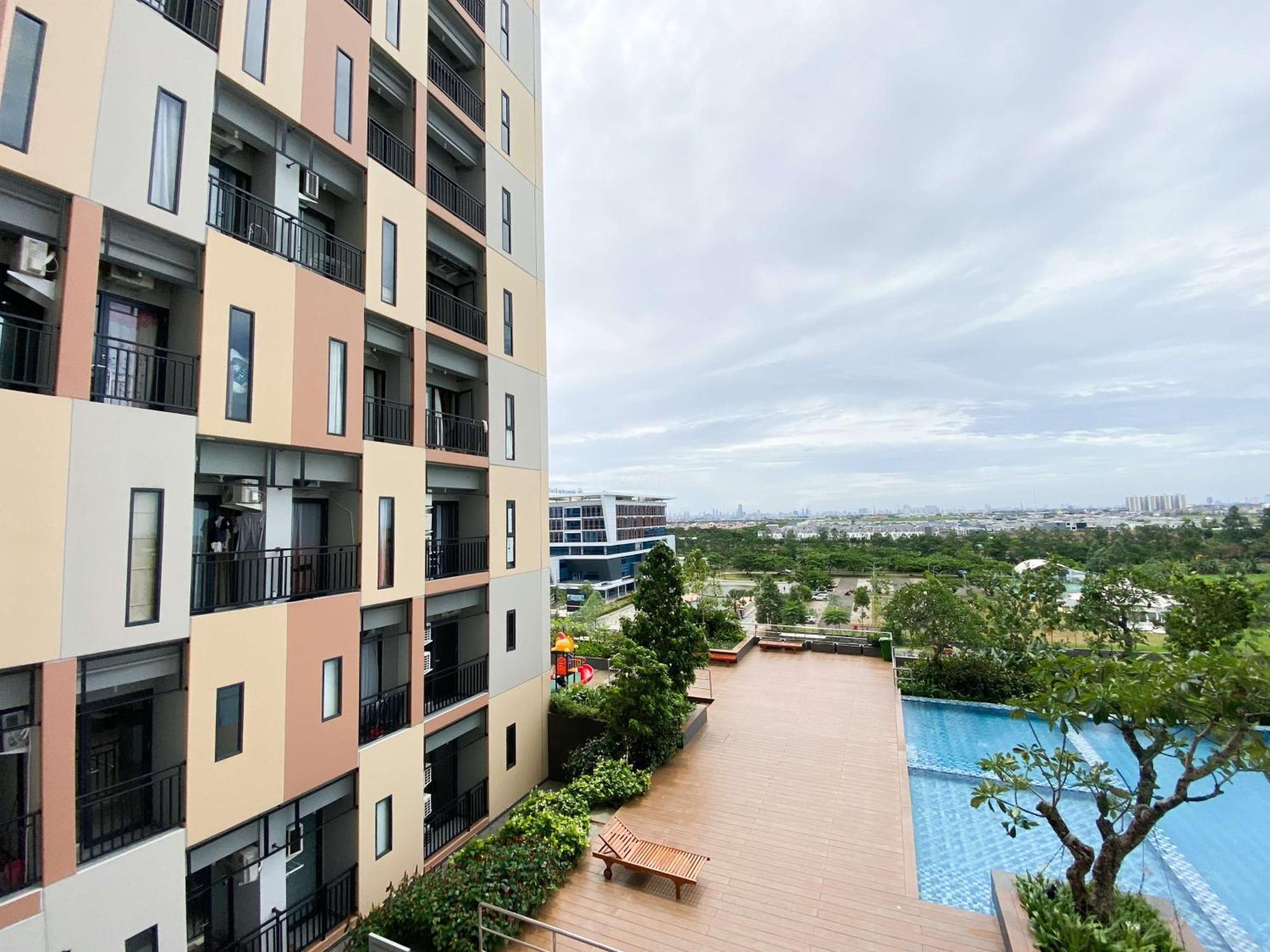 Cozy At Sayana By Travelio Apartemen